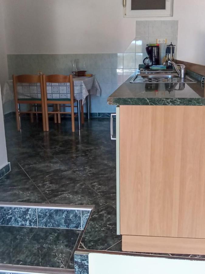 Apartmani Frka Сали Екстер'єр фото